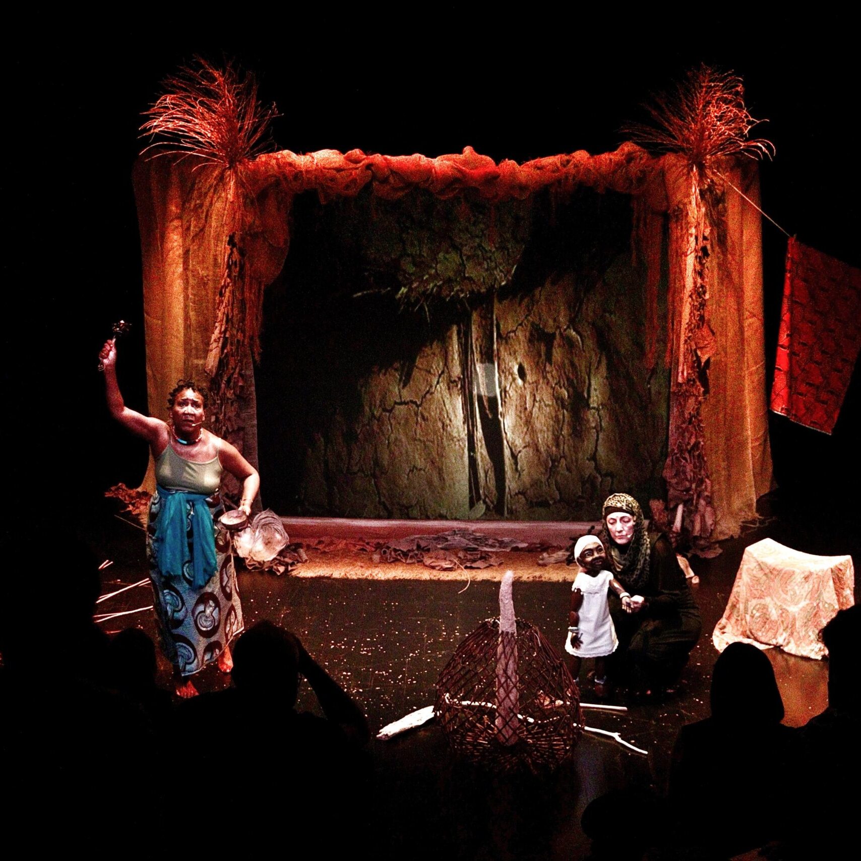 malaika CHOZA Y ACTRICES